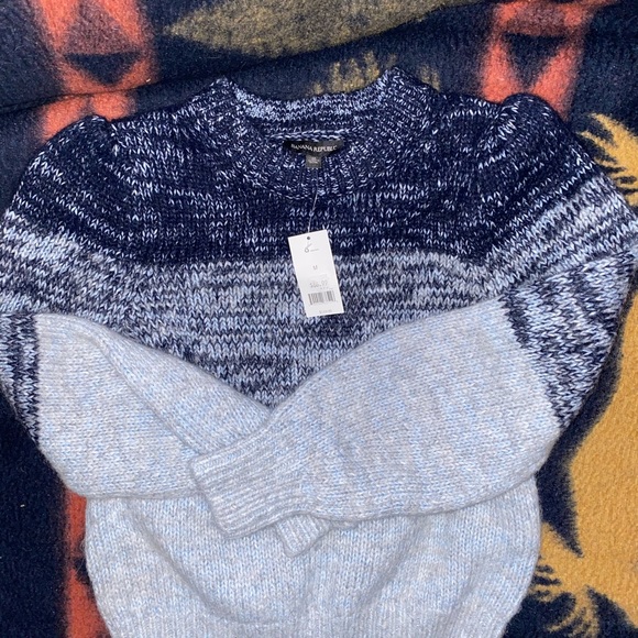 Banana Republic Sweaters - BUNDLE FOR A %Banana Republic Merino Wool sweater